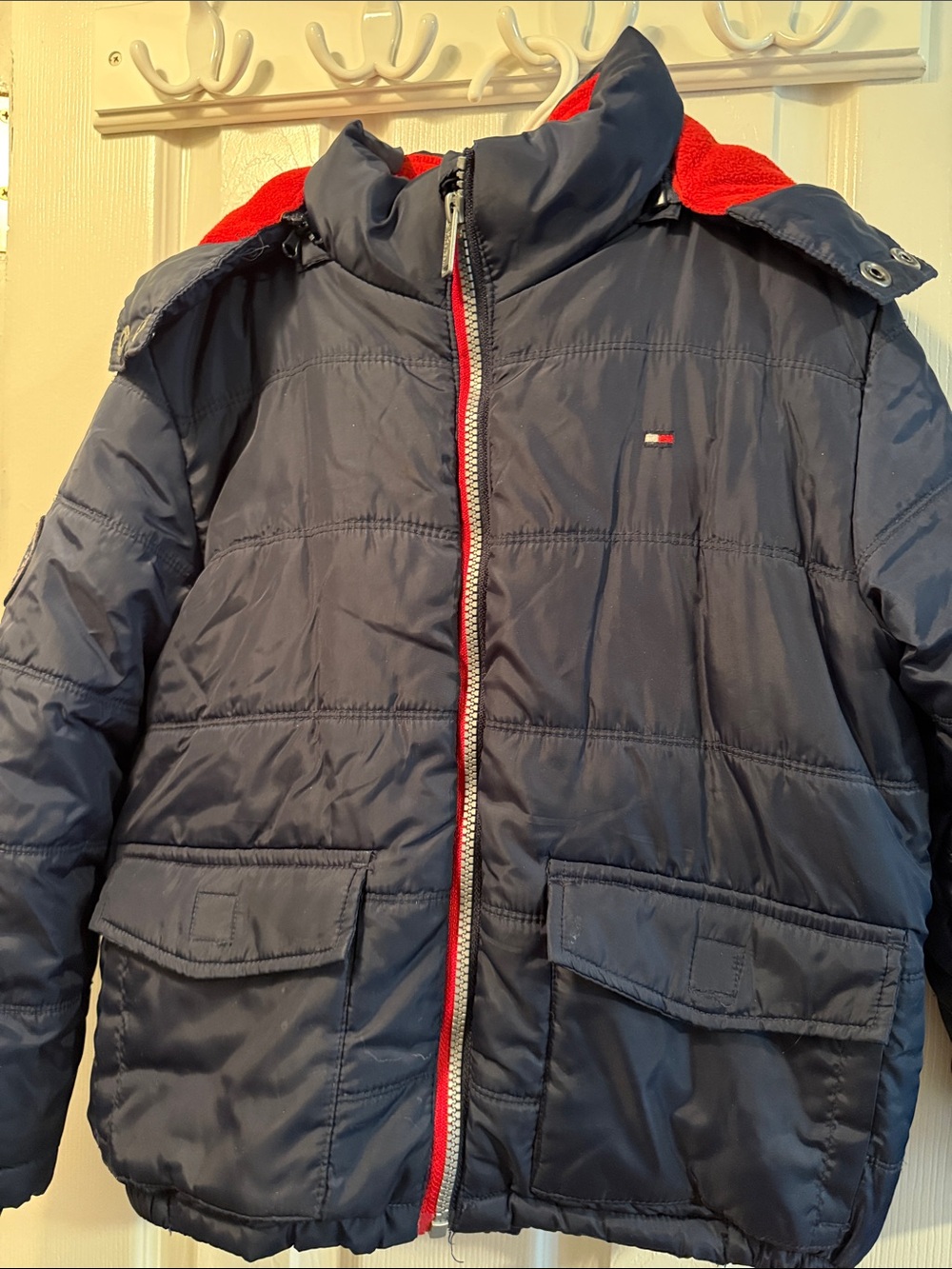 Tommy Hilfiger Navy Puffer Jacket with Red Accents